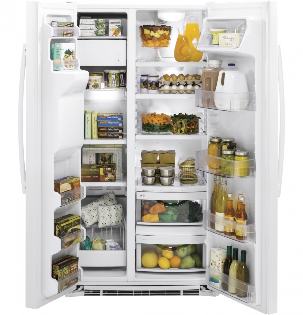 Side-By-Side Refrigerator GZS22DGJWW
